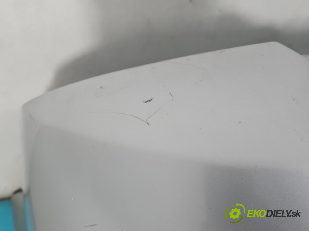 Opel Vectra C 2002-2008 2.0 dti 101 hp manual 74 kW 1995 cm3 4- nárazník zadní  (Klika dveří ostatní)