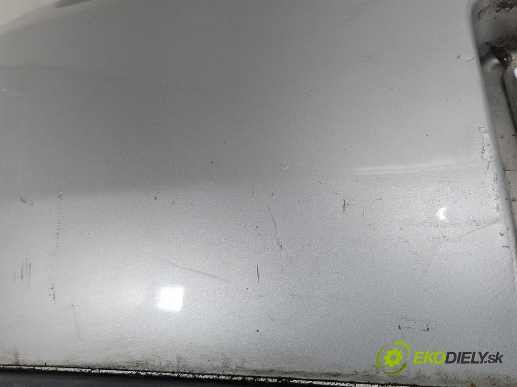 Opel Vectra C 2002-2008 2.0 dti 101 hp manual 74 kW 1995 cm3 4- nárazník zadní  (Klika dveří ostatní)