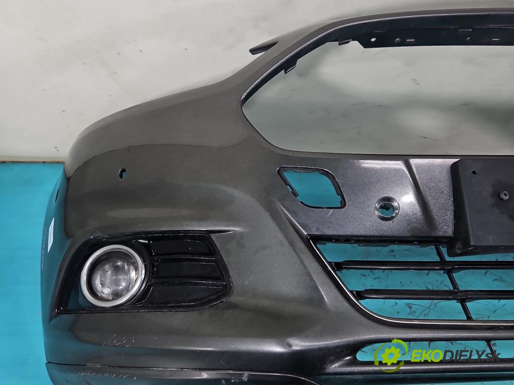 Ford Mondeo Mk5 2014-2022 2.0 16V 140 HP automatic 103 kW 1999 cm3 4- nárazník predné  (Kľučka dverí ostatné)