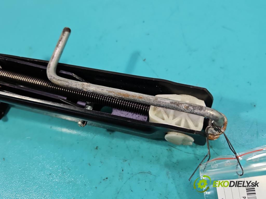 Vw Passat B6 2005-2010 2.0 tdi 140 HP manual 103 kW 1968 cm3 5- mechanizmus okna automobilovy 24437084