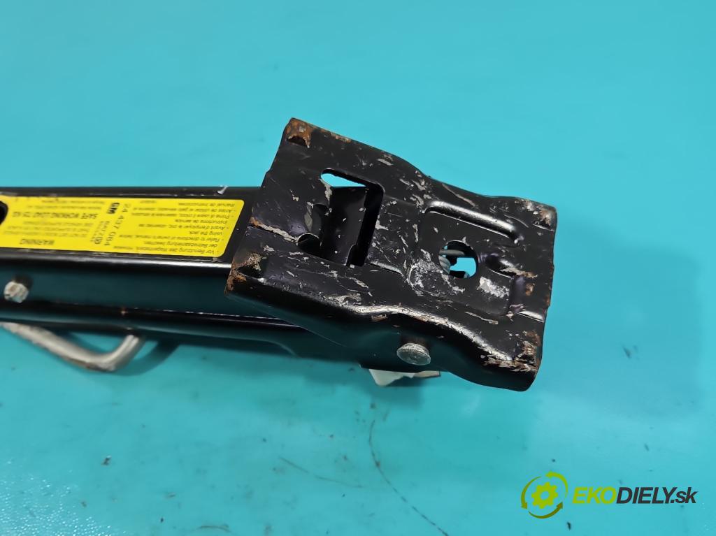 Vw Passat B6 2005-2010 2.0 tdi 140 HP manual 103 kW 1968 cm3 5- mechanizmus okna automobilovy 24437084