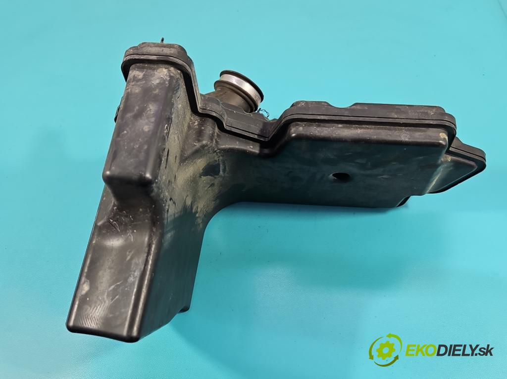 Volvo V70 III 2007-2016 2.0 16V 145 hp manual 107 kW 1999 cm3 5- Rezonátor: 7G91-9F763-CC