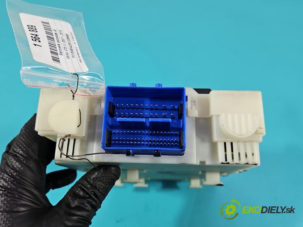 Volvo V70 III 2007-2016 2.0 16V 145 HP manual 107 kW 1999 cm3 5- riadiaca jednotka ostatné 7G9T-14C256-FA