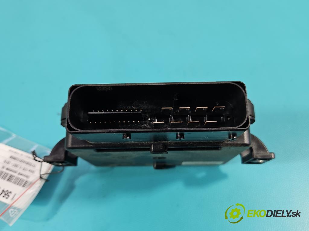 Volvo V70 III 2007-2016 2.0 16V 145 HP manual 107 kW 1999 cm3 5- riadiaca jednotka ostatné 6G91-2598-BB