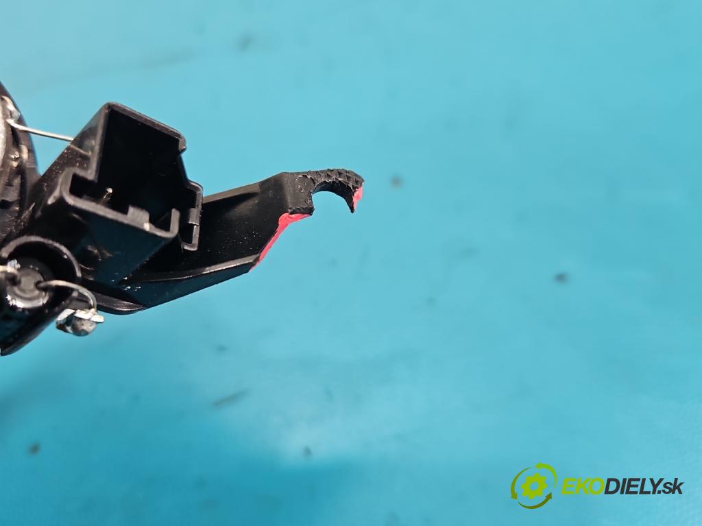 Volvo V70 III 2007-2016 2.0 16V 145 HP manual 107 kW 1999 cm3 5- reproduktory komplet 30657444