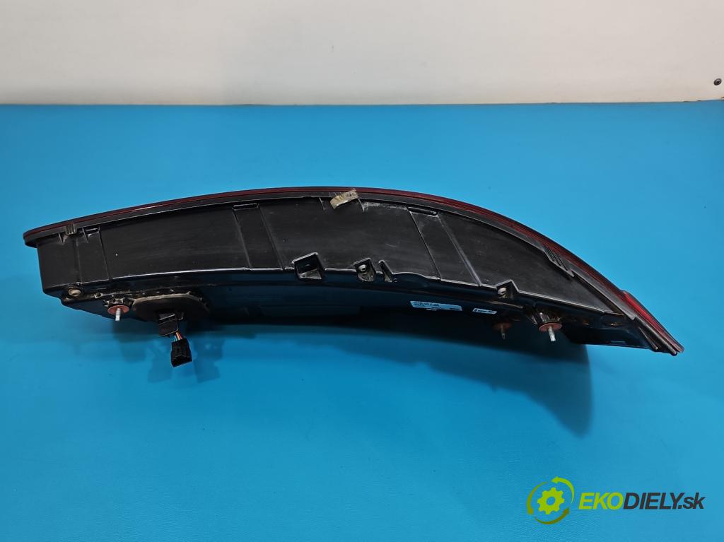 Audi Q7 2015- 3.0 TFSI 333KM: automatic 245 kW 2995 cm3 5- svetlo / reflektor zadné ľavé 4M0945093E (Kľučka dverí ostatné)