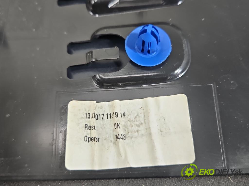 Audi Q7 2015- 3.0 TFSI CRE 333KM: automatic 245 kW 2995 cm3 5- spoiler 4M0827933 (Spoiler)