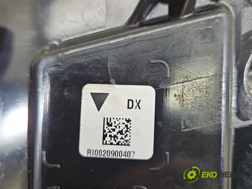 Audi Q7 2015- 3.0 TFSI CRE 333KM: automatic 245 kW 2995 cm3 5- světlo zadní pravé 4M0945093D (Klika dveří ostatní)