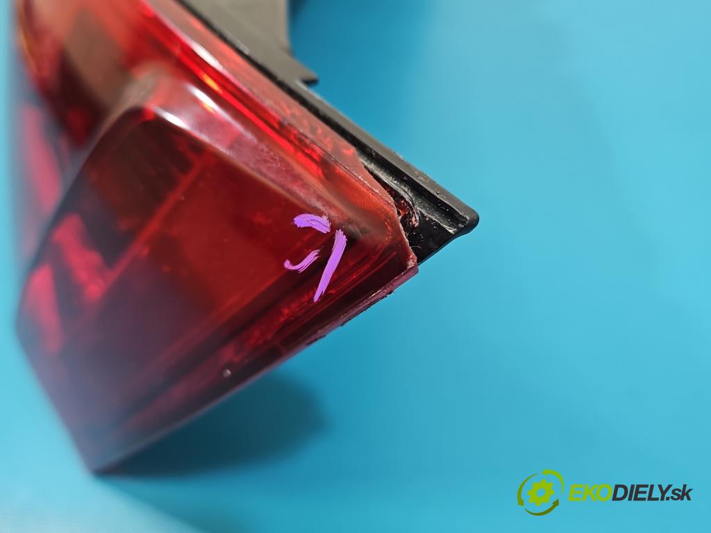 Audi Q7 2015- 3.0 TFSI CRE 333KM: automatic 245 kW 2995 cm3 5- světlo zadní pravé 4M0945093D (Klika dveří ostatní)