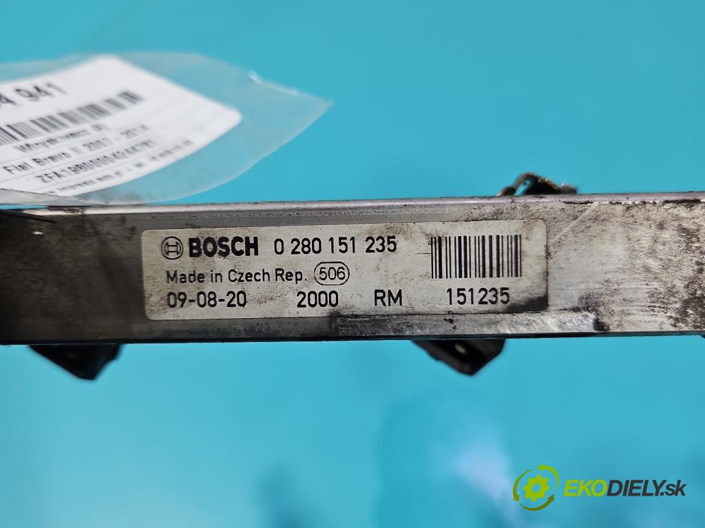 Fiat Bravo II 2007-2014 1.4 T 120 HP manual 88 kW 1368 cm3 5- vstrek 0280158167 (Vstrekovač paliva)