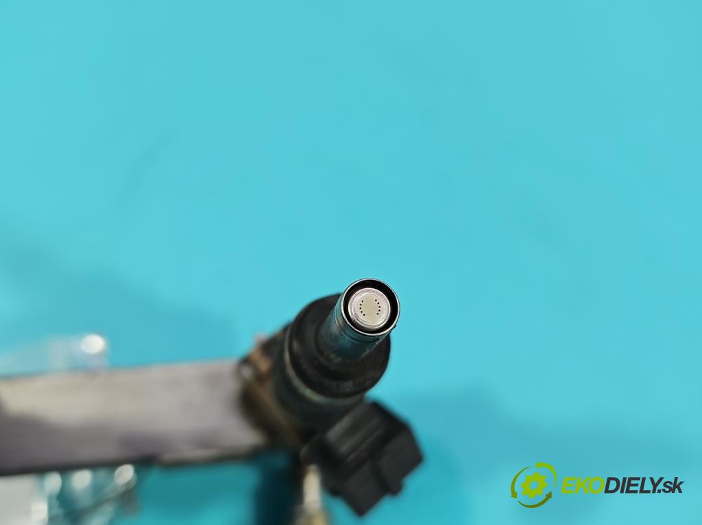 Fiat Bravo II 2007-2014 1.4 T 120 HP manual 88 kW 1368 cm3 5- vstrek 0280158167 (Vstrekovač paliva)