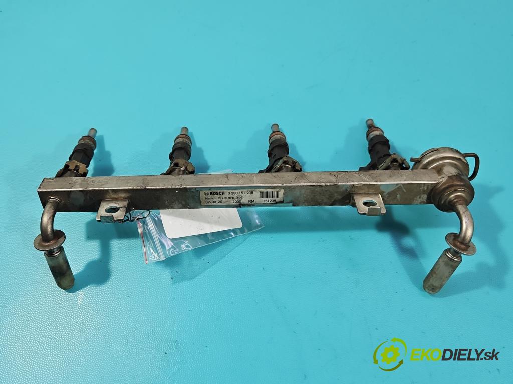 Fiat Bravo II 2007-2014 1.4 T 120 HP manual 88 kW 1368 cm3 5- vstrek 0280158167 (Vstrekovač paliva)