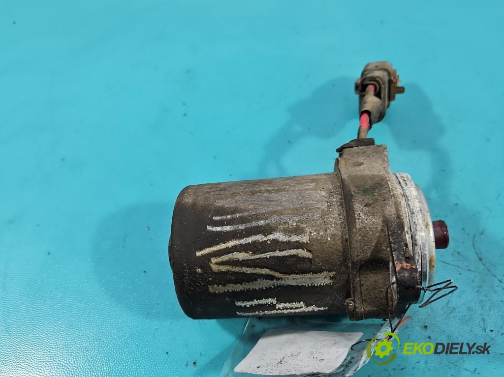 Opel Agila B 2008-2014 1.0 12V 65 hp manual 48 kW 996 cm3 5- řízení volant