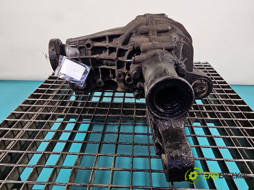 Mercedes ML W164 2005-2011 3.0 CDI V6 224hp automatic 165 kW 2987 cm3 5- Most: predný