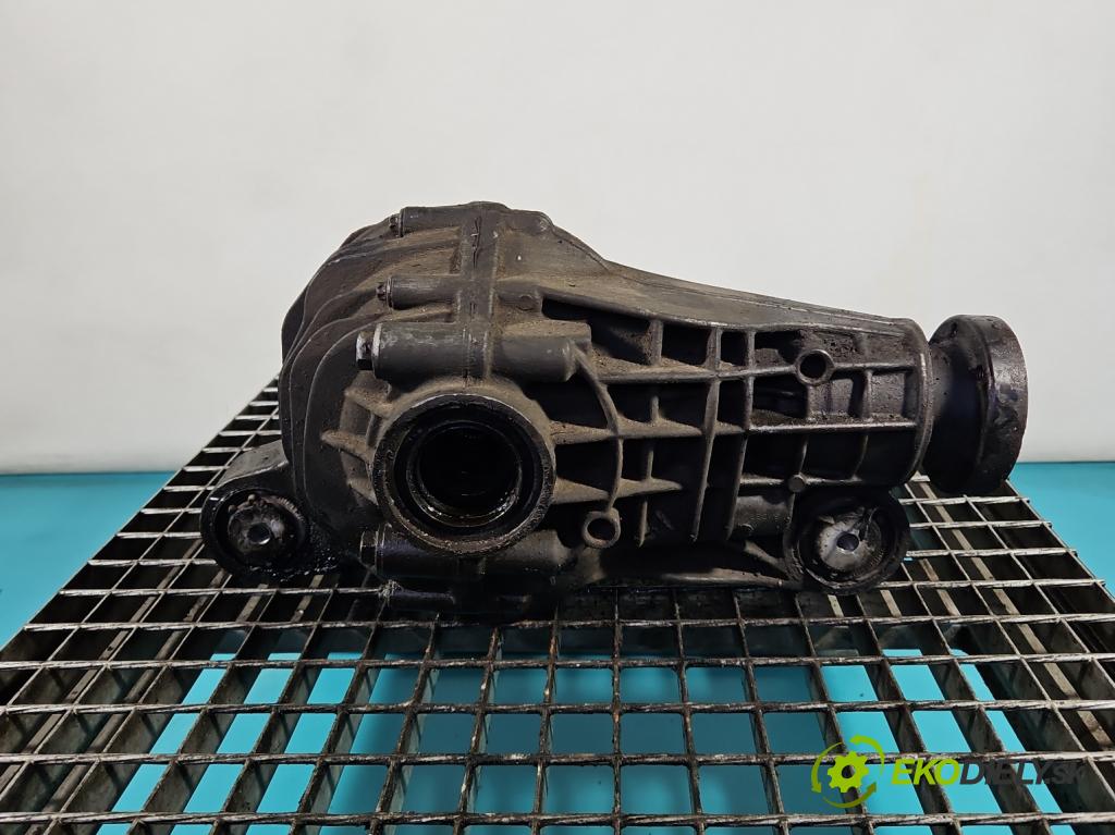 Mercedes ML W164 2005-2011 3.0 CDI V6 224hp automatic 165 kW 2987 cm3 5- Most: predný