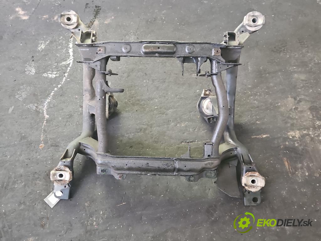 Mercedes ML W164 2005-2011 3.0 CDI V6 224 hp automatic 165 kW 2987 cm3 5- výztuha motoru