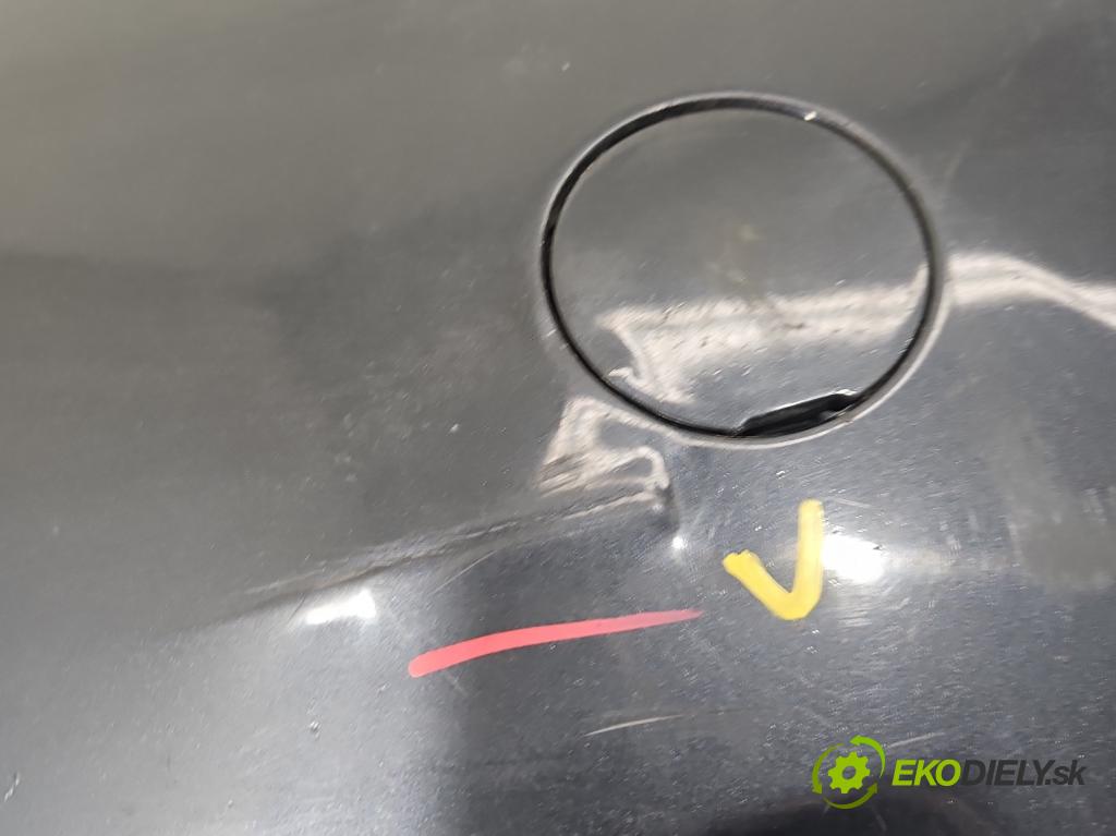 Mazda 5  2005-2010 2.0 citd 143 HP manual 105 kW 1998 cm3 5- nárazník predné  (Kľučka dverí ostatné)