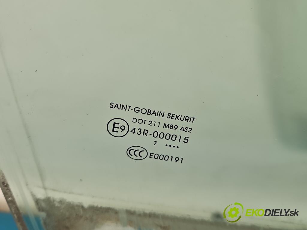 Peugeot 301 1.6 hdi 99 HP manual 73 kW 1560 cm3 4- sklo dvere predné pravé