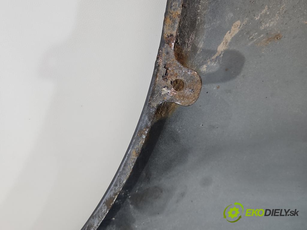 Mazda 5  2005-2010 2.0 citd 143 HP manual 105 kW 1998 cm3 5- blatník predné pravý  (Kľučka dverí ostatné)