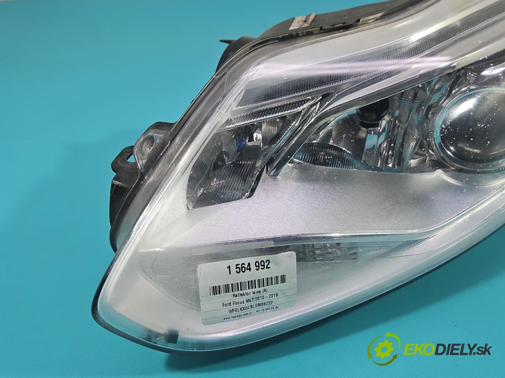 Ford Focus Mk3 2010-2018 1.6 tdci 105 HP manual 77 kW 1560 cm3 5- Reflektor: ľavý BM51-13D155-AJ (Kľučka dverí ostatné)