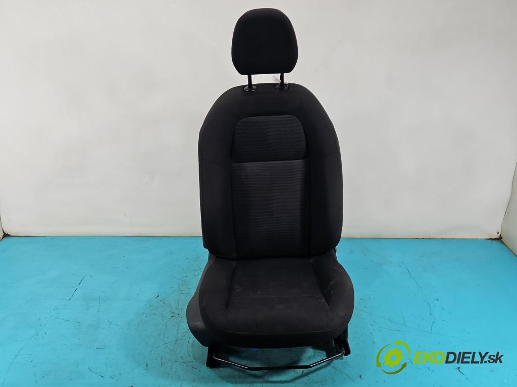 Peugeot 301 1.6 hdi 99 hp manual 73 kW 1560 cm3 4- Sedadlo pravý  (Sedadlo)