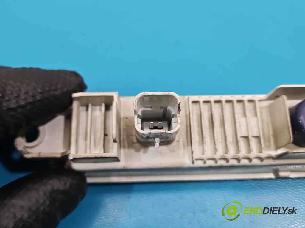 Peugeot 301 1.6 hdi 99 HP manual 73 kW 1560 cm3 4- Svetlo: prevádzky pravé 9802795580