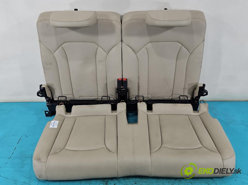 Audi Q7 2015- 3.0 TFSI 333KM: automatic 245 kW 2995 cm3 5- Sedadlo zadní levý III 