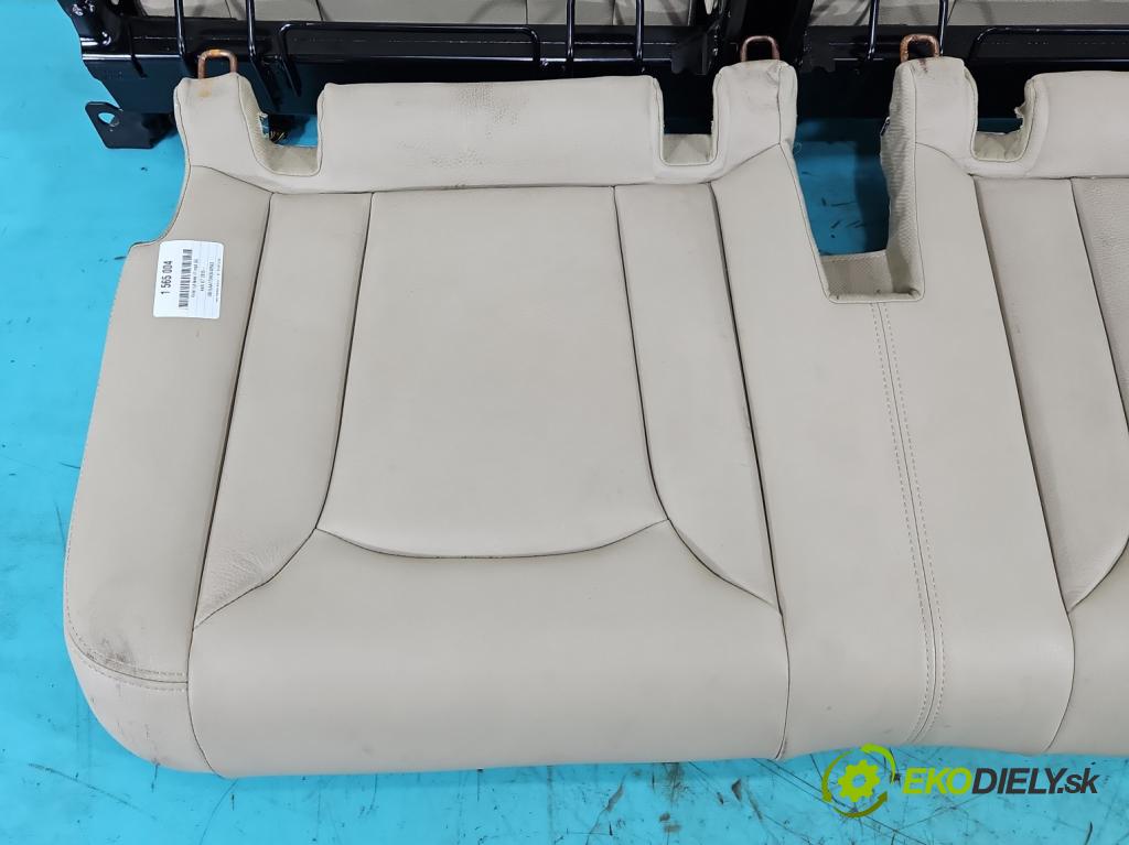 Audi Q7 2015- 3.0 TFSI 333KM: automatic 245 kW 2995 cm3 5- Sedačka zadné ľavý III
