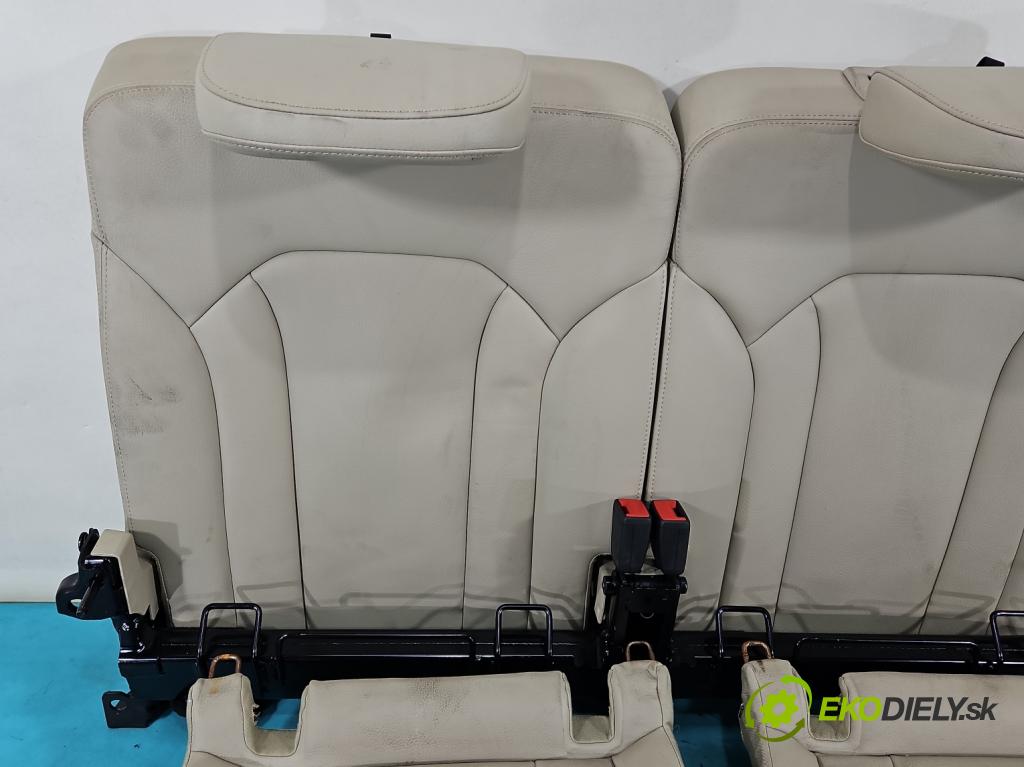 Audi Q7 2015- 3.0 TFSI 333KM: automatic 245 kW 2995 cm3 5- Sedačka zadné ľavý III