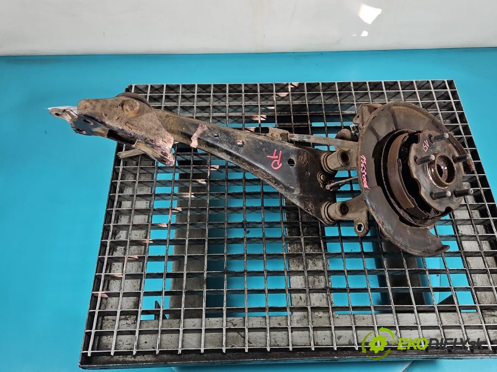 Toyota Rav4 IV 2013-2018 2.0 D4D 124 hp manual 91 kW 1998 cm3 5- Rozbočovač: kolesa zadní pravé 