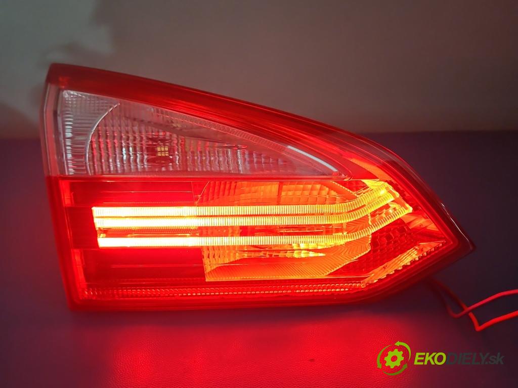 Ford Focus Mk3 2010-2018 1.6 tdci 105 HP manual 77 kW 1560 cm3 5- svetlo / reflektor zadné ľavé BM51-13A603-DC (Kľučka dverí ostatné)