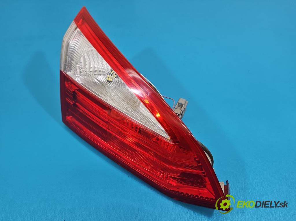 Ford Focus Mk3 2010-2018 1.6 tdci 105 HP manual 77 kW 1560 cm3 5- svetlo / reflektor zadné ľavé BM51-13A603-DC (Kľučka dverí ostatné)