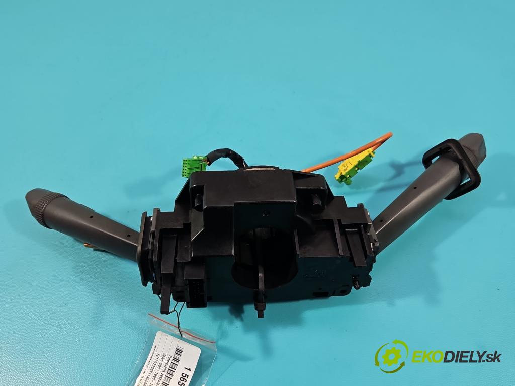 Volvo S80 I 1998-2006 2.5 tdi 140 HP automatic 103 kW 2461 cm3 4- prepínač komplex: 9452579 (Prepínacie páčky pod volantom)