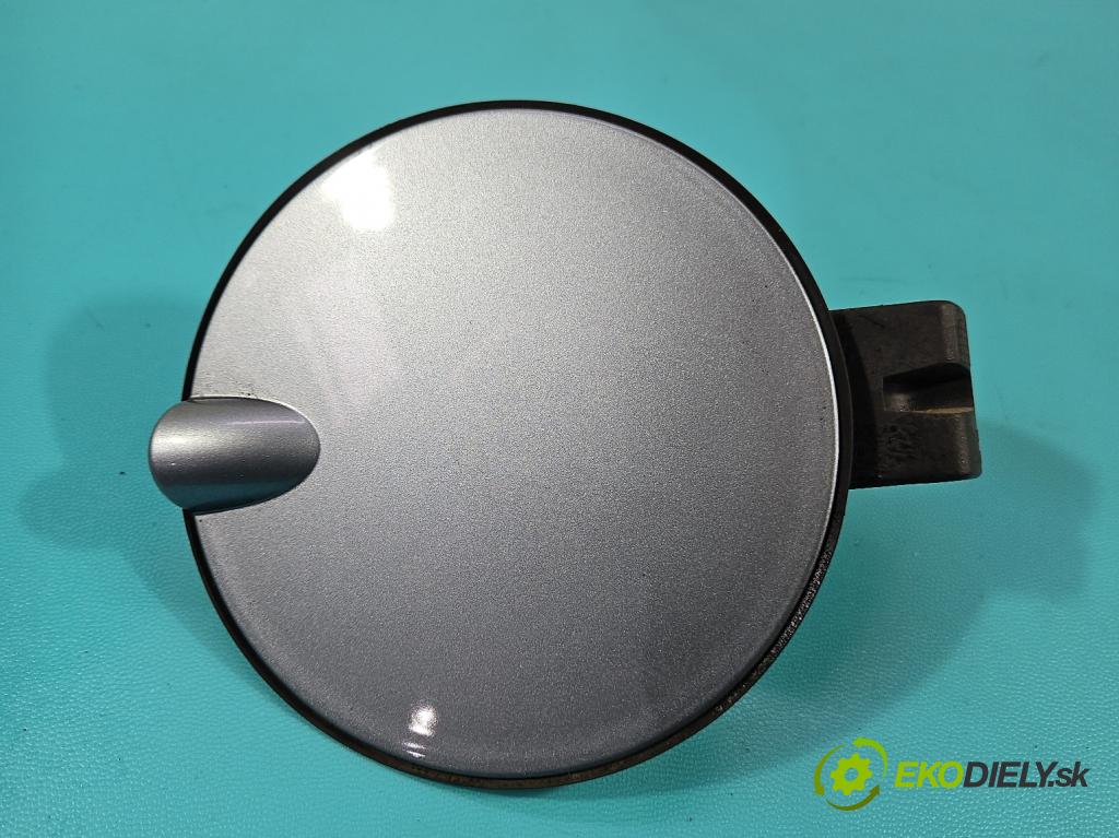 Opel Meriva A 2002-2010 1.6 16V 101 hp manual 74 kW 1598 cm3 5- Klapka nalévání paliva  (Klika dveří ostatní)