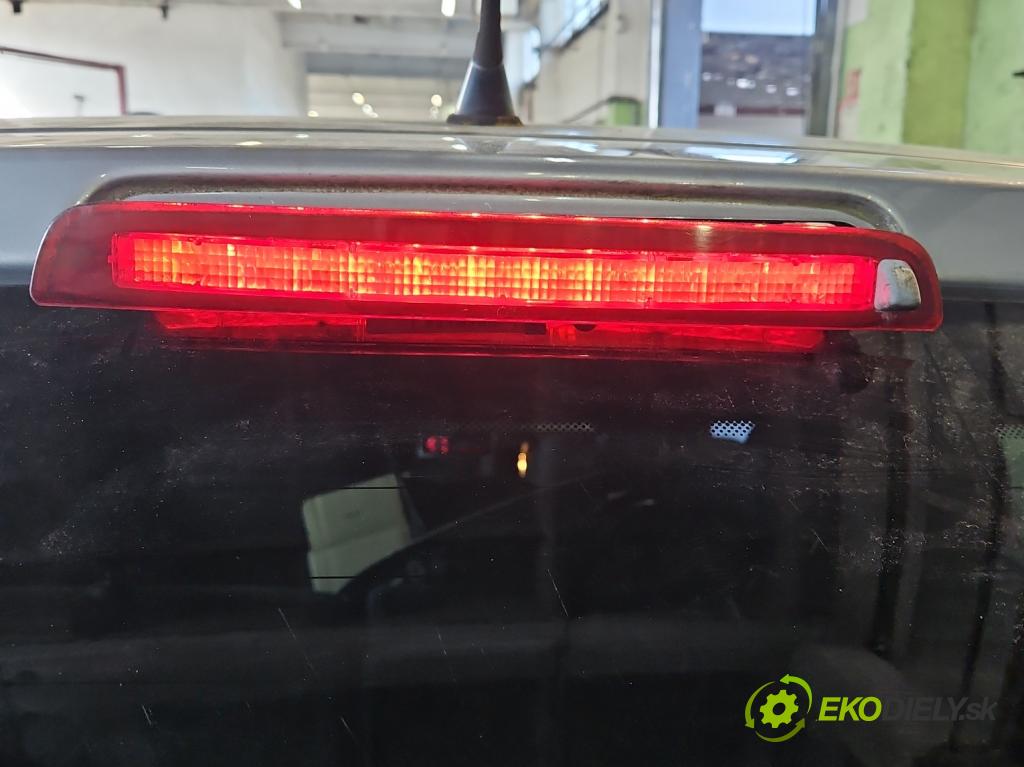 Opel Meriva A 2002-2010 1.6 16V 101 HP manual 74 kW 1598 cm3 5- světlo: stop: 13149529