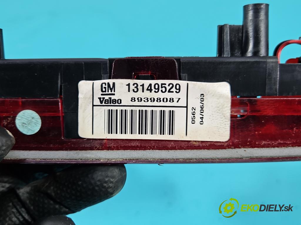 Opel Meriva A 2002-2010 1.6 16V 101 HP manual 74 kW 1598 cm3 5- světlo: stop: 13149529