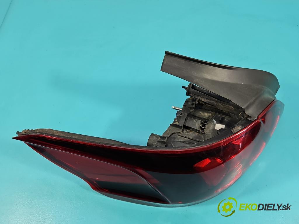 Peugeot 301 1.6 hdi 99 HP manual 73 kW 1560 cm3 4- svetlo / reflektor zadné ľavé 9817301180 (Kľučka dverí ostatné)