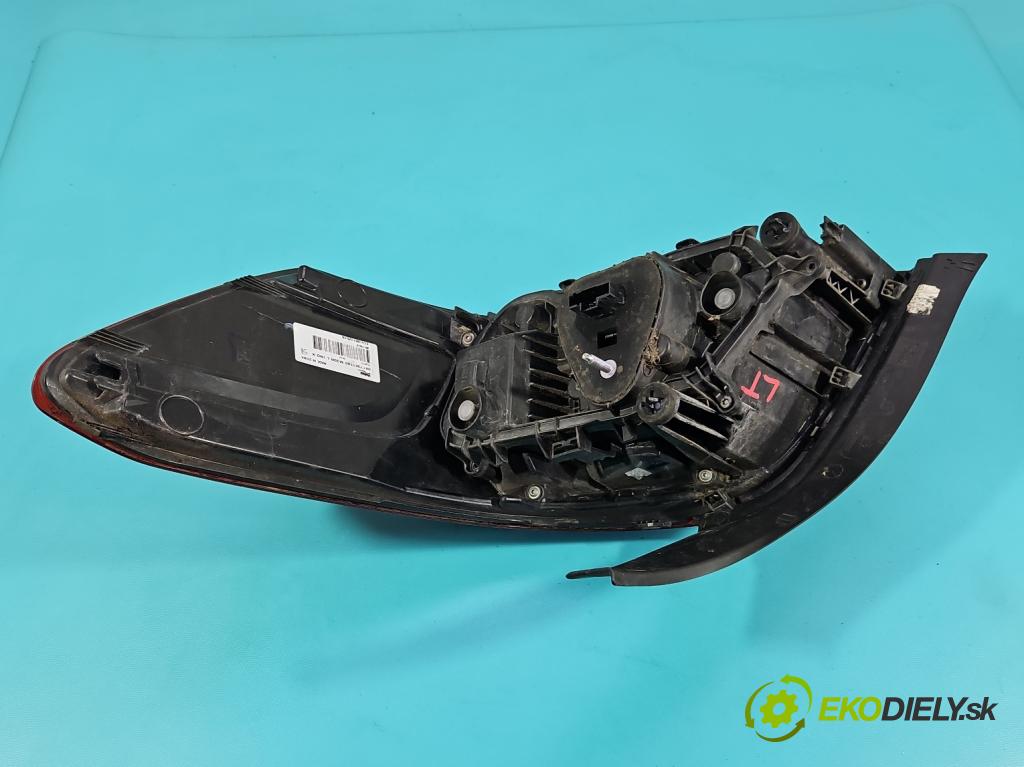 Peugeot 301 1.6 hdi 99 HP manual 73 kW 1560 cm3 4- svetlo / reflektor zadné ľavé 9817301180 (Kľučka dverí ostatné)