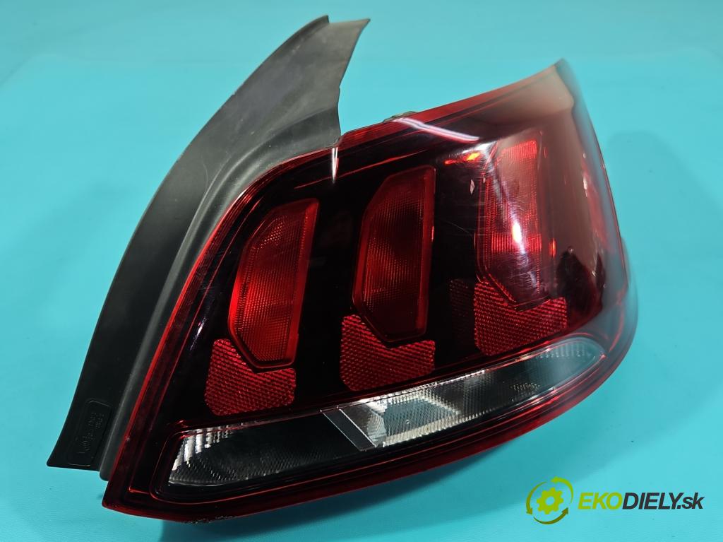 Peugeot 301 1.6 hdi 99 HP manual 73 kW 1560 cm3 4- svetlo / reflektor zadné pravé 9817299580 (Kľučka dverí ostatné)