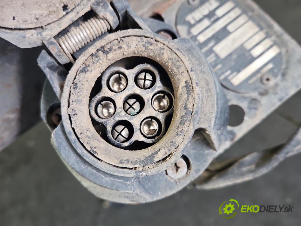 Volvo S80 I 1998-2006 2.5 tdi 140 HP automatic 103 kW 2461 cm3 4- Hák: vlečení:  (Ťažné zariadenie)