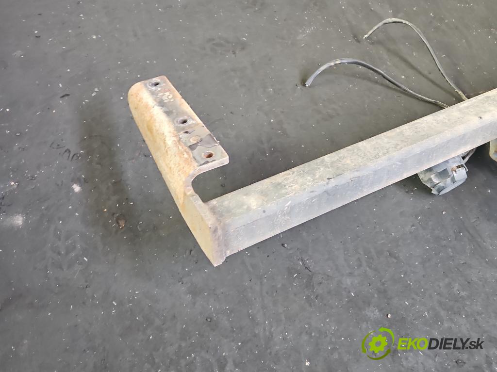 Volvo S80 I 1998-2006 2.5 tdi 140 HP automatic 103 kW 2461 cm3 4- Hák: vlečení:  (Ťažné zariadenie)