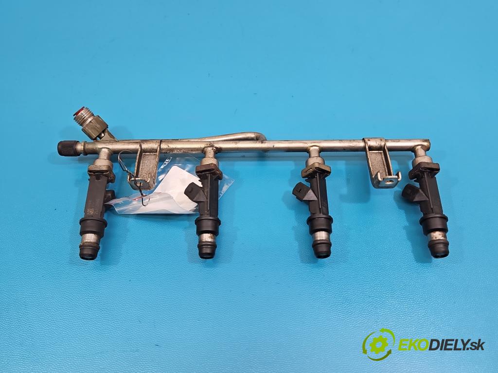 Opel Meriva A 2002-2010 1.6 16V 101 HP manual 74 kW 1598 cm3 5- vstrek 25313846 (Vstrekovač paliva)