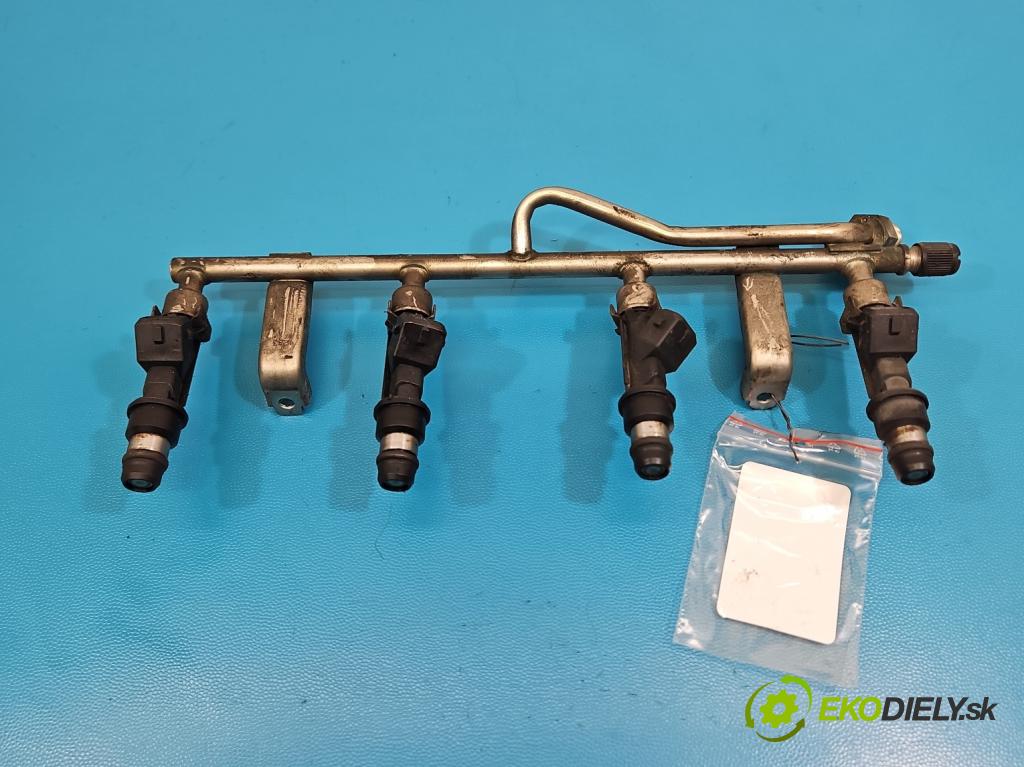 Opel Meriva A 2002-2010 1.6 16V 101 HP manual 74 kW 1598 cm3 5- vstrek 25313846 (Vstrekovač paliva)