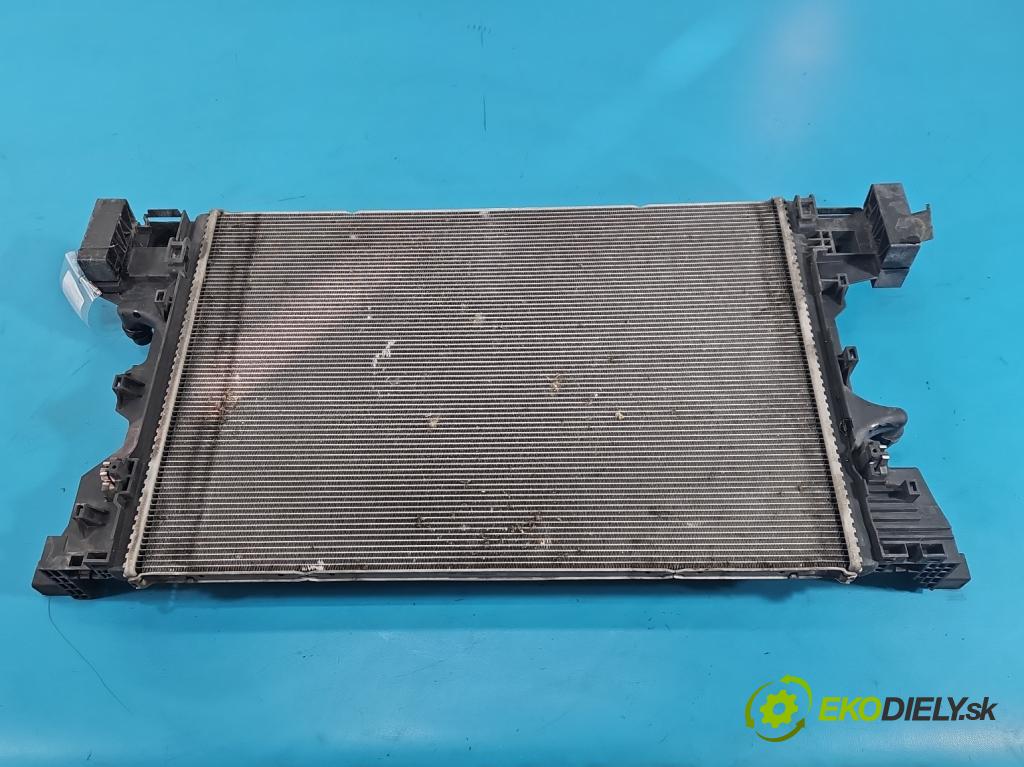 Mercedes A W177 2018- 2.0 T 306KM automatic 225 kW 1991 cm3 4- Chladič vody A2475003800 (Vodní chladič)