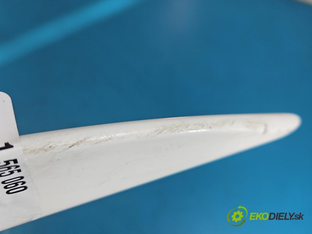 Mercedes A W177 2018- 2.0 T 306KM automatic 225 kW 1991 cm3 4- spoiler A1777901200 (Spoiler)