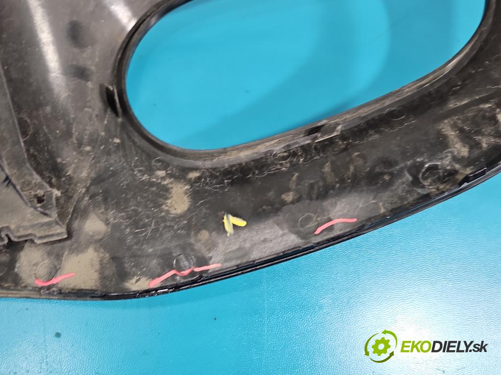 Mercedes A W177 2018- 2.0 T 306KM automatic 225 kW 1991 cm3 4- nárazník zadné A1778853801 (Kľučka dverí ostatné)