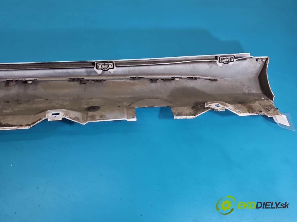 Mercedes A W177 2018- 2.0 T 306KM automatic 225 kW 1991 cm3 4- lišta práh: pravé A1776901601 (Prahová lišta)