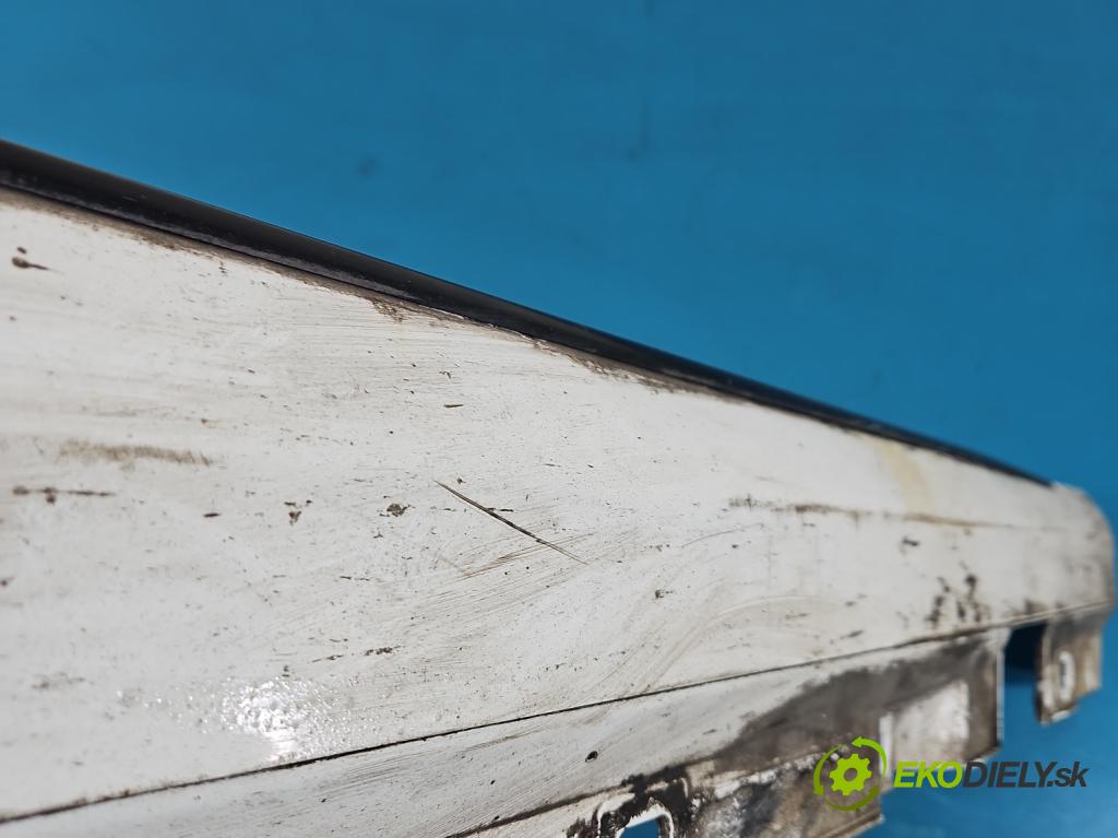 Mercedes A W177 2018- 2.0 T 306KM automatic 225 kW 1991 cm3 4- lišta práh: pravé A1776901601 (Prahová lišta)