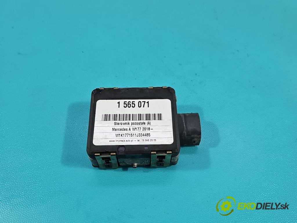 Mercedes A W177 2018- 2.0 T 306KM automatic 225 kW 1991 cm3 4- riadiaca jednotka ostatné A0009058913