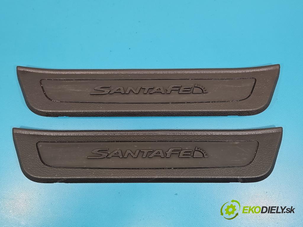 Hyundai Santa Fe III 2012–2018 2.4 GDI 190 hp automatic 140 kW 2359 cm3 5- lišta práh: levé 85873-4Z000 (Prahová lišta)